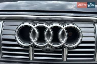 Внедорожник / Кроссовер Audi e-tron 2019 в 