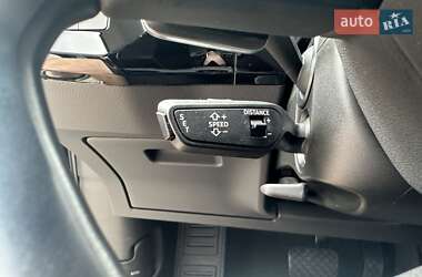 Внедорожник / Кроссовер Audi e-tron 2019 в 