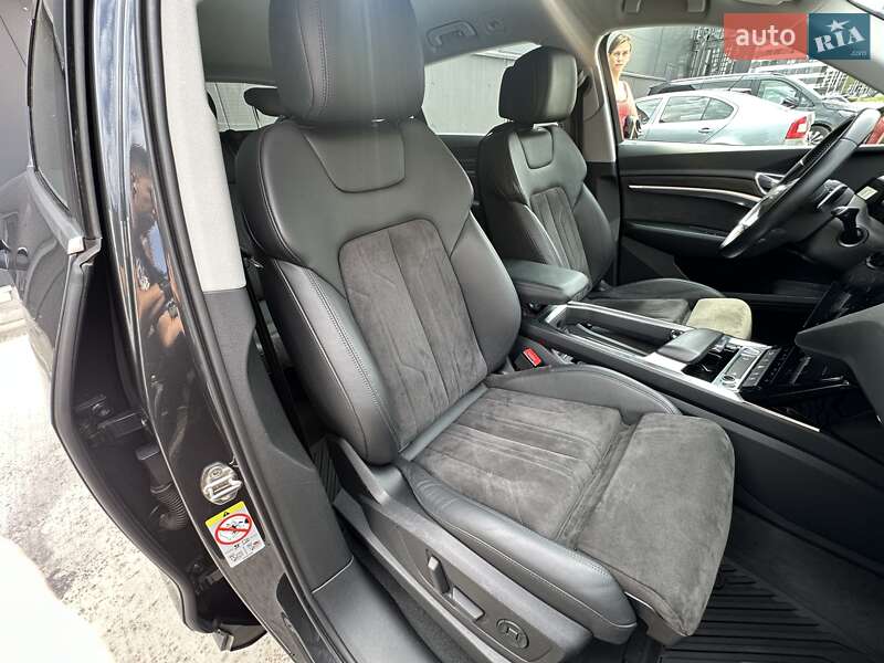 Внедорожник / Кроссовер Audi e-tron 2019 в Киеве