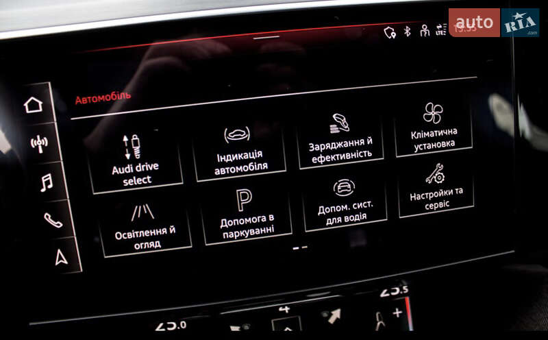 Позашляховик / Кросовер Audi e-tron 2021 в Шептицькому