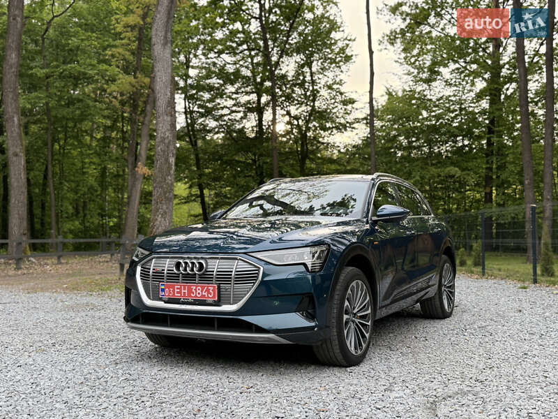 Внедорожник / Кроссовер Audi e-tron 2019 в Ровно