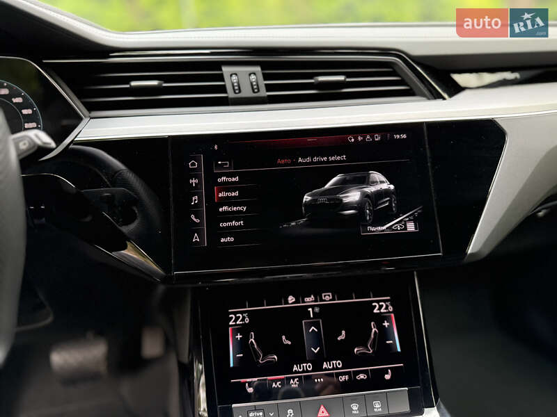 Внедорожник / Кроссовер Audi e-tron 2019 в Ровно