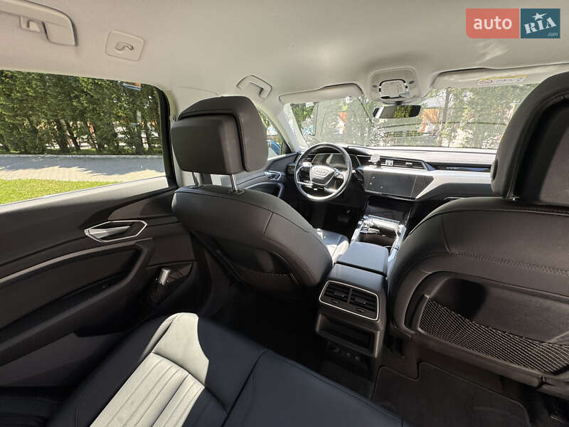 Внедорожник / Кроссовер Audi e-tron 2021 в Львове