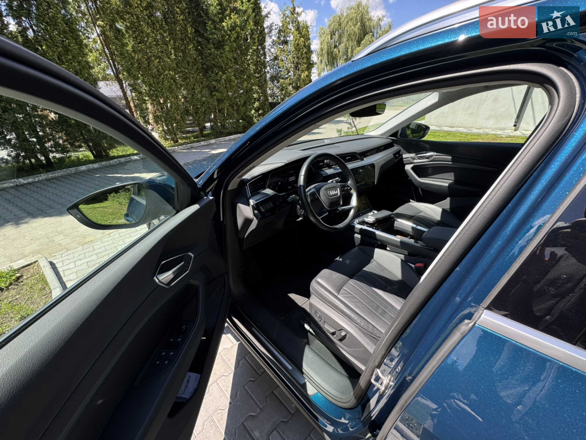 2021 Audi e-tron - мініатюра 5