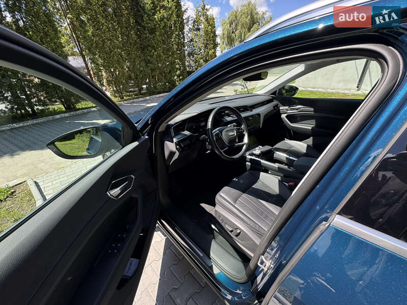 Внедорожник / Кроссовер Audi e-tron 2021 в Львове