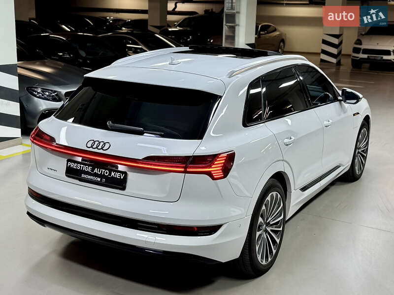 Внедорожник / Кроссовер Audi e-tron 2019 в Киеве