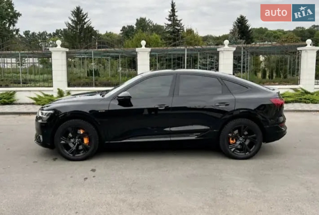2021 Audi e-tron - мініатюра 23