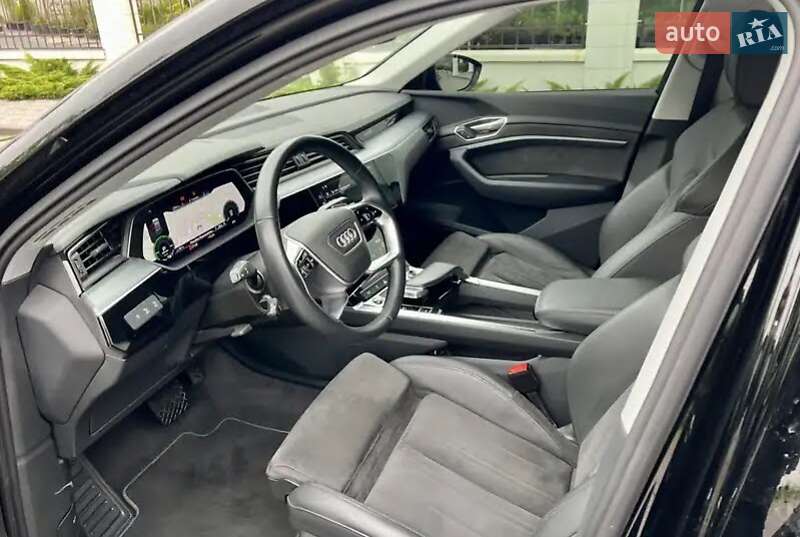 Внедорожник / Кроссовер Audi e-tron 2020 в Тернополе
