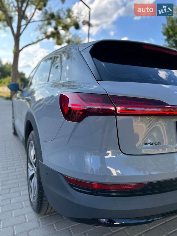 Внедорожник / Кроссовер Audi e-tron 2020 в Белогородке