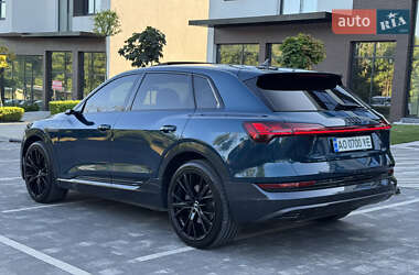 Внедорожник / Кроссовер Audi e-tron 2019 в 