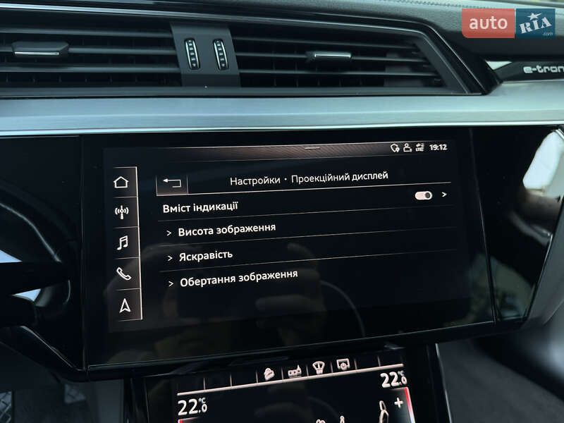 Внедорожник / Кроссовер Audi e-tron 2019 в Ужгороде