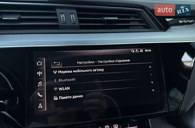 Внедорожник / Кроссовер Audi e-tron 2019 в 