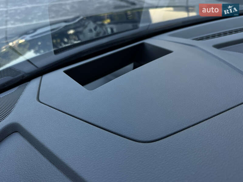 Внедорожник / Кроссовер Audi e-tron 2019 в Ужгороде