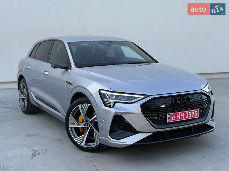 Внедорожник / Кроссовер Audi e-tron 2022 в Киеве