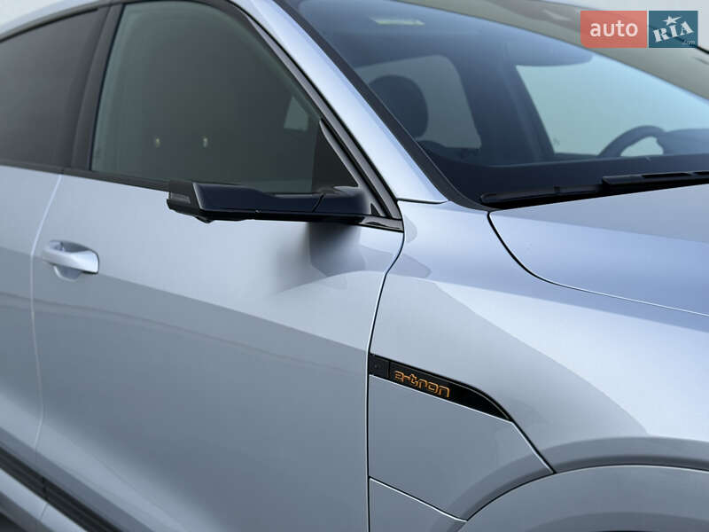 Внедорожник / Кроссовер Audi e-tron 2022 в Киеве