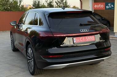 Внедорожник / Кроссовер Audi e-tron 2019 в 