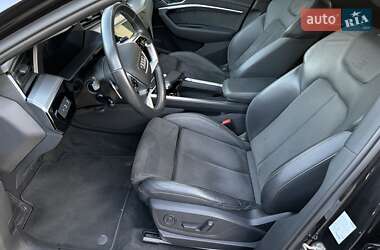 Внедорожник / Кроссовер Audi e-tron 2019 в 