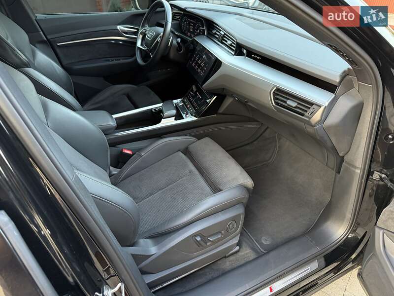 Позашляховик / Кросовер Audi e-tron 2019 в Коломиї