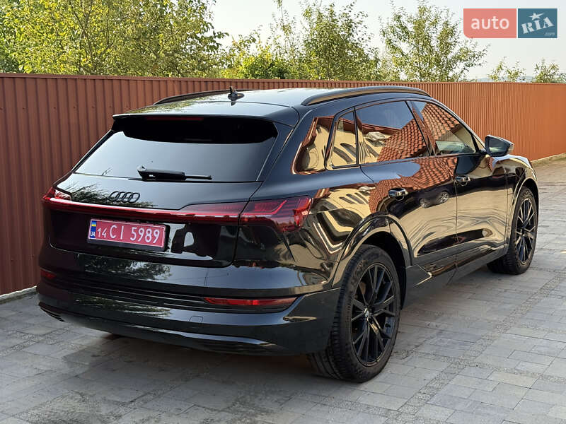 Внедорожник / Кроссовер Audi e-tron 2019 в Коломые