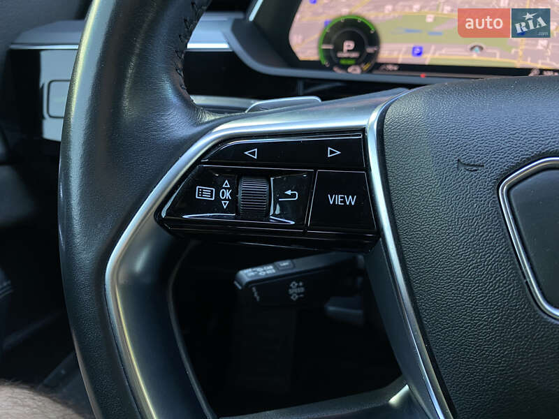 Внедорожник / Кроссовер Audi e-tron 2020 в Днепре