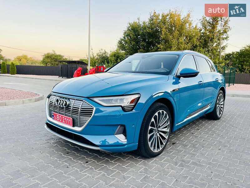 Audi e-tron 2019