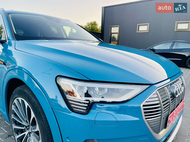 Внедорожник / Кроссовер Audi e-tron 2019 в Одессе фото 4 Внедорожник / Кроссовер Audi e-tron 2019 в Одессе