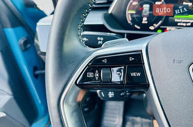 Внедорожник / Кроссовер Audi e-tron 2019 в 