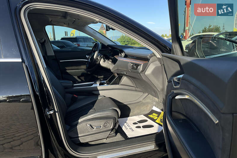Внедорожник / Кроссовер Audi e-tron 2019 в Мукачево