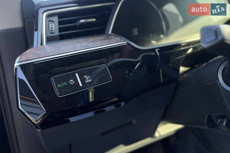 Внедорожник / Кроссовер Audi e-tron 2019 в Мукачево