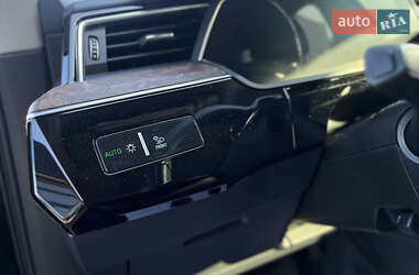 Внедорожник / Кроссовер Audi e-tron 2019 в 