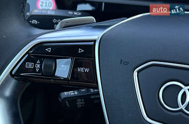 Внедорожник / Кроссовер Audi e-tron 2023 в 