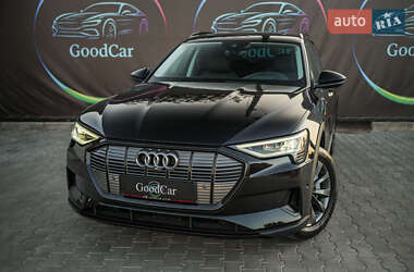 Внедорожник / Кроссовер Audi e-tron 2019 в 