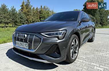 Внедорожник / Кроссовер Audi e-tron 2021 в 