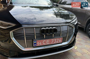 Внедорожник / Кроссовер Audi e-tron 2019 в 