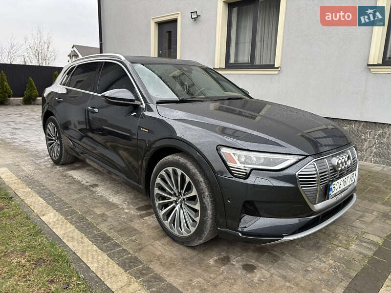 Внедорожник / Кроссовер Audi e-tron 2019 в Львове