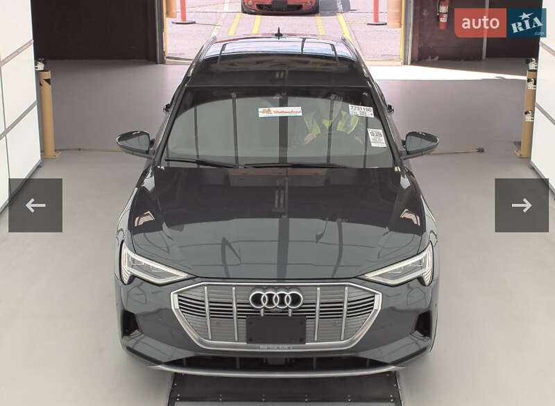 Внедорожник / Кроссовер Audi e-tron 2019 в Львове