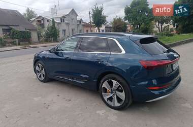 Внедорожник / Кроссовер Audi e-tron 2018 в 