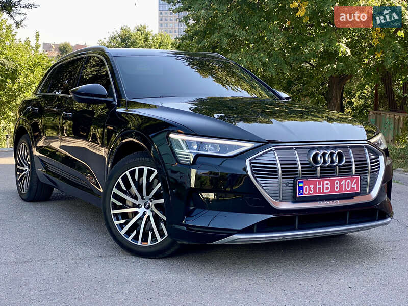 Внедорожник / Кроссовер Audi e-tron 2019 в Днепре