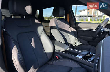Внедорожник / Кроссовер Audi e-tron 2022 в 