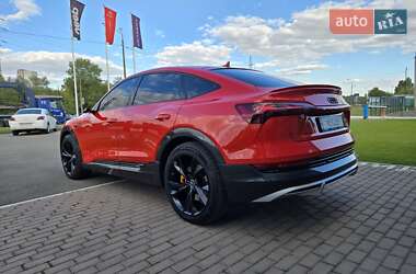 Внедорожник / Кроссовер Audi e-tron 2020 в 