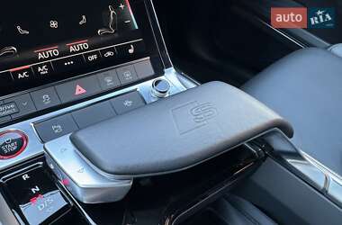 Внедорожник / Кроссовер Audi e-tron 2022 в 