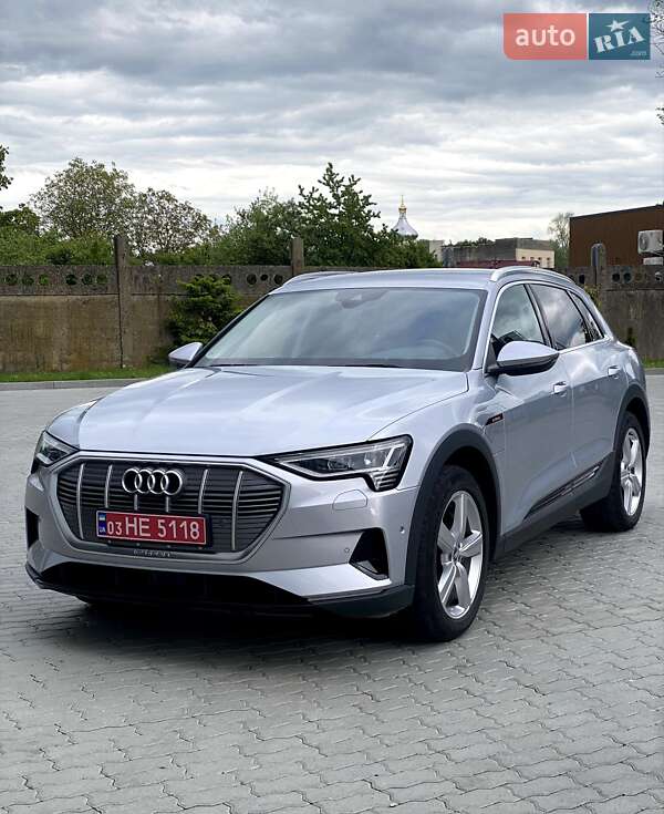 Audi e-tron 2019