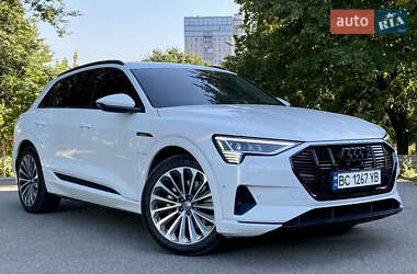 Внедорожник / Кроссовер Audi e-tron 2019 в 