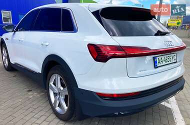 Внедорожник / Кроссовер Audi e-tron 2021 в Киеве