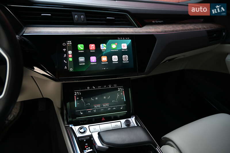 Внедорожник / Кроссовер Audi e-tron 2022 в Львове