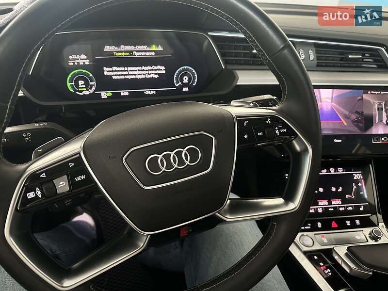 Внедорожник / Кроссовер Audi e-tron 2019 в Иршаве фото 30 Внедорожник / Кроссовер Audi e-tron 2019 в Иршаве