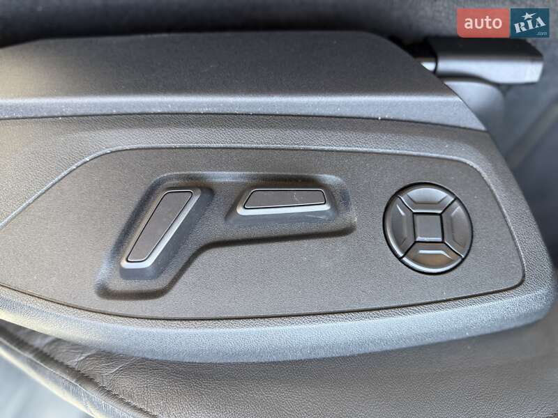 Позашляховик / Кросовер Audi e-tron 2021 в Одесі