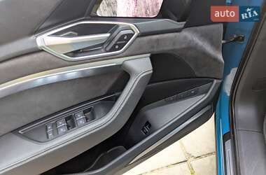 Внедорожник / Кроссовер Audi e-tron 2020 в 