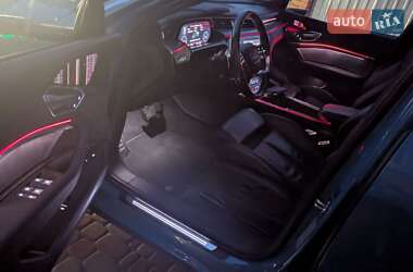 Внедорожник / Кроссовер Audi e-tron 2020 в 