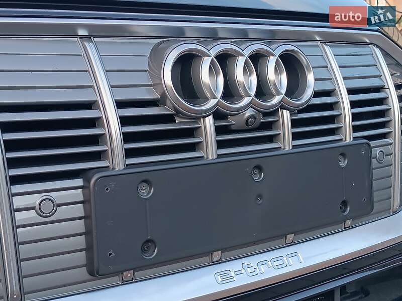 Внедорожник / Кроссовер Audi e-tron 2023 в Дрогобыче фото 26 Внедорожник / Кроссовер Audi e-tron 2023 в Дрогобыче